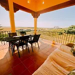 Decapi House דירה *
